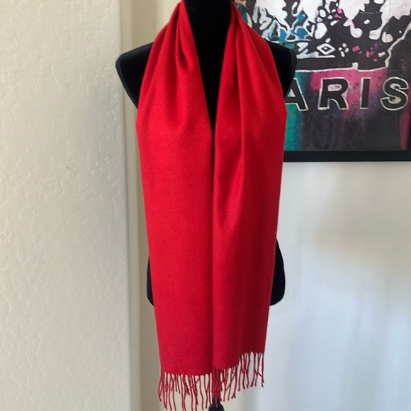 Adorable NWOT Angela & William Red News Boy Hat & Matching Scarf - Picture 9 of 12